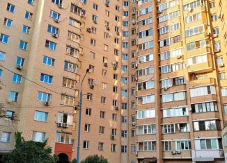 1-ком. квартира в аренду, 50 м2, Москва, улица Зои и Александра Космодемьянских, 42, улица Зои и Александра Космодемьянских