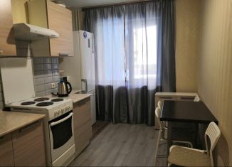 Сдам в аренду 2-ком. квартиру, 80 м2, Самара, улица Тухачевского, 40А, метро Алабинская