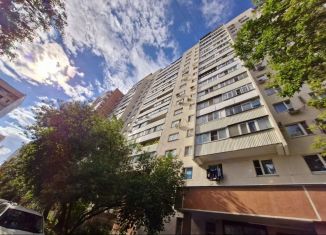 Продам трехкомнатную квартиру, 79.7 м2, Москва, проезд Дежнёва, 27к1