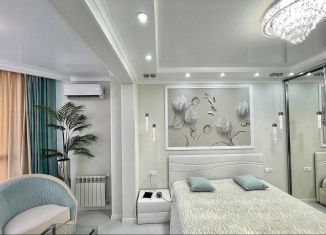 Продается 3-ком. квартира, 85 м2, Сочи, улица Роз, 36