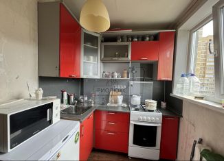 Продается 1-ком. квартира, 37 м2, Екатеринбург, метро Геологическая, улица Токарей, 50к2