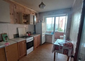 Сдам в аренду 3-ком. квартиру, 63 м2, Рязань, улица Новаторов, 2к1