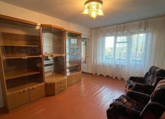 Продаю четырехкомнатную квартиру, 60 м2, Сорск, улица Кирова, 19