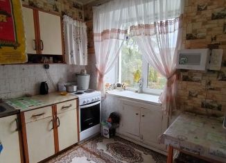 Продается трехкомнатная квартира, 63 м2, Юрга, проспект Победы, 4