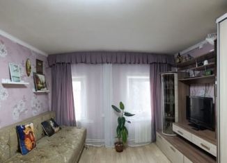 Продаю 2-ком. квартиру, 49 м2, Лаишево, улица Ленина, 60