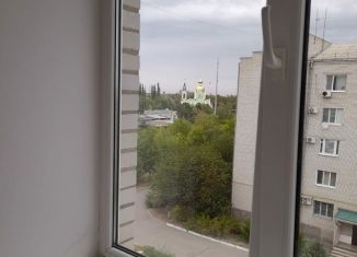 Сдаю в аренду 1-ком. квартиру, 43 м2, Тихорецк, Раздольная улица, 47