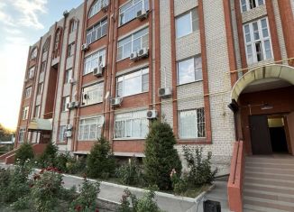 Продаю 3-комнатную квартиру, 103.7 м2, Батайск, улица Куйбышева, 136