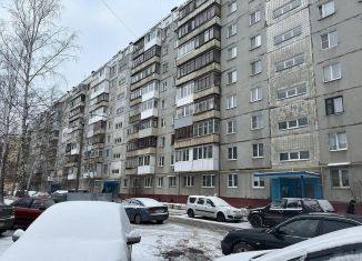 Продается трехкомнатная квартира, 54.9 м2, Нижний Новгород, метро Парк Культуры, улица Веденяпина, 32