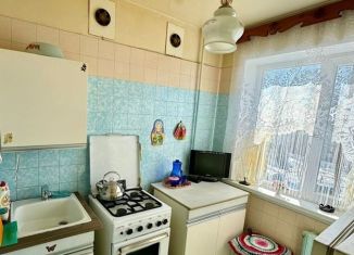 Продажа двухкомнатной квартиры, 47 м2, Мурманская область, улица Дзержинского, 5