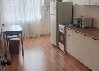 Сдаю в аренду 2-ком. квартиру, 57 м2, Дербент, улица Таги-Заде, 19