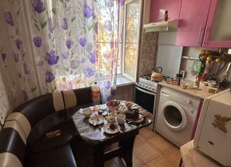 Трехкомнатная квартира на продажу, 62 м2, Азов, Московская улица, 61