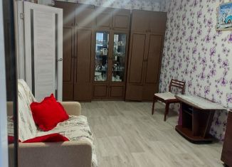 Продается 1-ком. квартира, 35 м2, Тольятти, бульвар Луначарского, 4