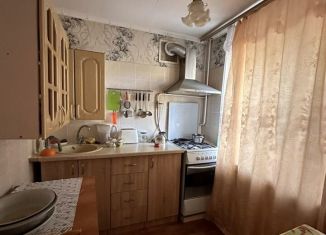 Продам трехкомнатную квартиру, 60 м2, Ставрополь, улица Мира, 155, микрорайон № 6