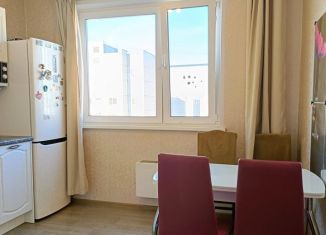 Сдам в аренду 3-ком. квартиру, 74 м2, Химки, Молодёжная улица, 3