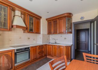 Продажа 3-комнатной квартиры, 90.3 м2, Санкт-Петербург, улица Добровольцев, 2, метро Проспект Ветеранов