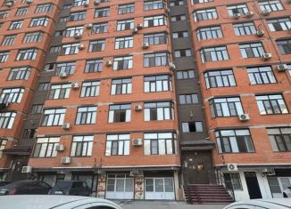 Продам 2-ком. квартиру, 98 м2, Дагестан, 2-й Гапцахский тупик, 5