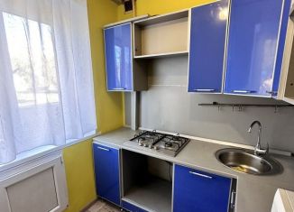 Сдается 3-ком. квартира, 60 м2, Салават, улица Калинина, 70