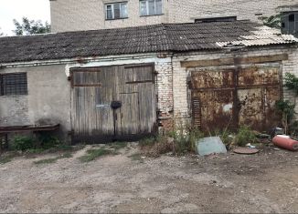 Сдам гараж, 30 м2, Георгиевск, Октябрьская улица, 131