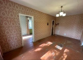 Сдаю двухкомнатную квартиру, 50 м2, Ломоносов, Владимирская улица, 26А