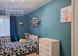 Продается трехкомнатная квартира, 64.7 м2, Архангельск, Холмогорская улица, 33к1