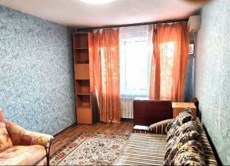 Продается 1-комнатная квартира, 31 м2, Астрахань, улица Бэра, 57