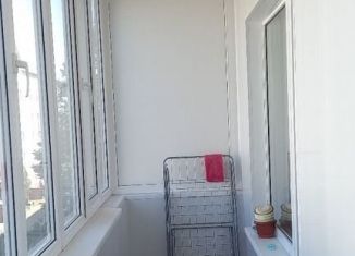 Сдаю 1-комнатную квартиру, 40 м2, Губкин, 2-я Академическая улица, 36