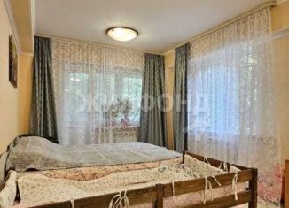 Продаю 2-ком. квартиру, 41 м2, Астрахань, улица Савушкина, 25А