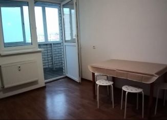 Продам 3-комнатную квартиру, 85 м2, Ростов-на-Дону, улица Петренко, 22, Октябрьский район