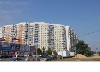 Продаю четырехкомнатную квартиру, 75 м2, Москва, Пятницкое шоссе, 45, район Митино