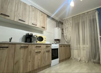 Продажа 1-ком. квартиры, 39 м2, Калужская область, улица Бориса Литвинчука, 14