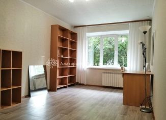 Продается двухкомнатная квартира, 42.8 м2, Северск, Солнечная улица, 7