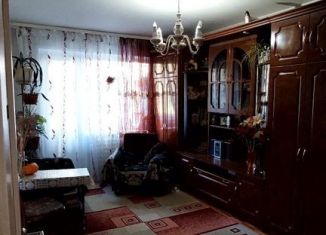 Продается 3-ком. квартира, 58 м2, Удмуртия, Школьная улица, 12