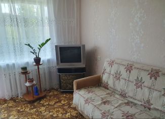 Сдам 2-ком. квартиру, 40 м2, Старый Оскол, микрорайон Приборостроитель, 24А