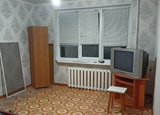 Продам 1-ком. квартиру, 32 м2, Нижнекамск, улица Кайманова, 3А