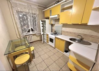 Продам 1-ком. квартиру, 42 м2, Аксай, улица Вартанова, 14В