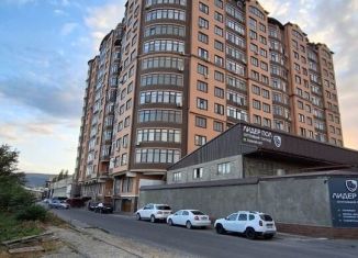 Продается 1-комнатная квартира, 46 м2, Махачкала, улица Устарбекова, 6