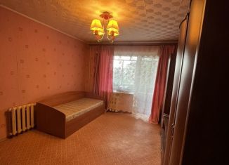 Продам 2-ком. квартиру, 50 м2, Пермский край, Коммунистическая улица, 3В