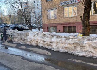 Сдам в аренду помещение свободного назначения, 254 м2, Москва, улица 50 лет Октября, 6, метро Говорово