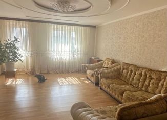 Продаю 3-ком. квартиру, 111 м2, Казань, улица Юлиуса Фучика, 99А