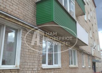 Продается 3-ком. квартира, 61.2 м2, Очёр, улица Ленина, 37А