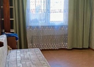 Сдам в аренду комнату, 12 м2, Екатеринбург, улица Академика Шварца, 10к2, метро Чкаловская