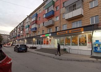 Сдача в аренду 2-ком. квартиры, 48 м2, Белово, улица Юности