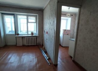 Продается 2-ком. квартира, 45 м2, Алтайский край, Красная улица, 56