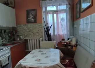 Продам 2-ком. квартиру, 52 м2, Красноярский край, улица Трудовых Резервов, 5