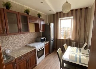 Сдается в аренду 2-ком. квартира, 59 м2, Татарстан, проспект Мира, 49