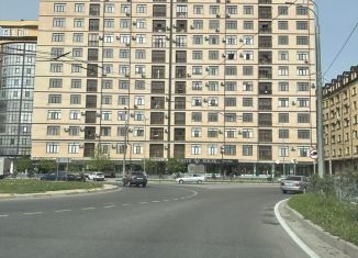 Продается трехкомнатная квартира, 128 м2, Дагестан, улица Ленина, 39А