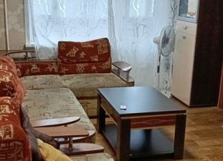 Продается четырехкомнатная квартира, 63 м2, Братск, улица Гагарина, 61