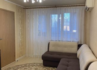 Сдаю в аренду 3-комнатную квартиру, 50 м2, Подольск, улица Долгого, 8