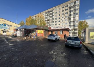 Продаю торговую площадь, 77 м2, Красноярский край, улица Советской Армии, 38А