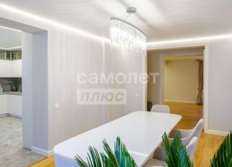 Продажа 4-ком. квартиры, 210 м2, Уфа, улица Пушкина, 82